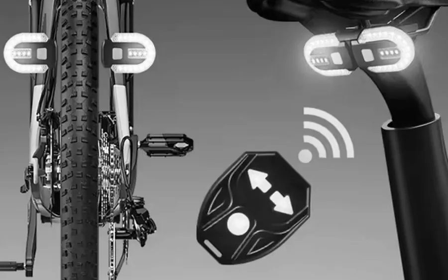 Clip-on bicycle turn lights with a remote